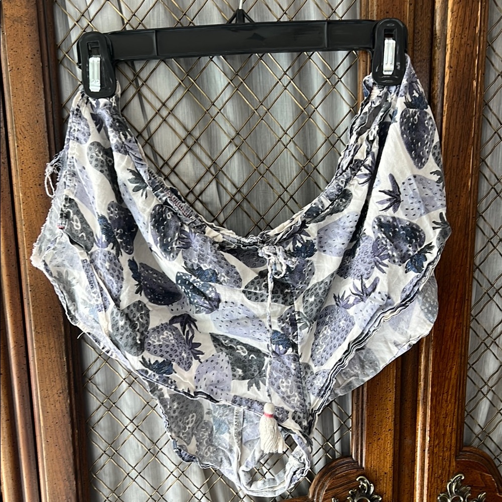 Anthropologie Purple Strawberry Print Sleep Shorts – Size M
